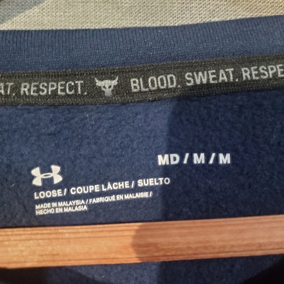 Under Armour Project Rock Sweatshirt - Navy BlueWomens Size Medium - Picture 5 of 6